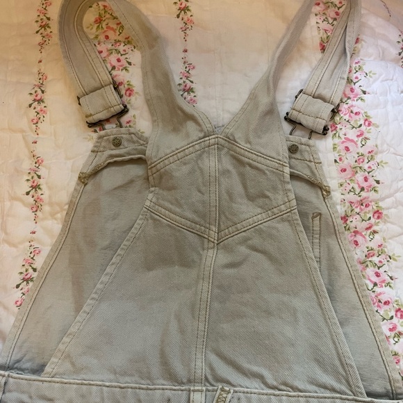 Free people overalls shorts - Picture 2 of 7